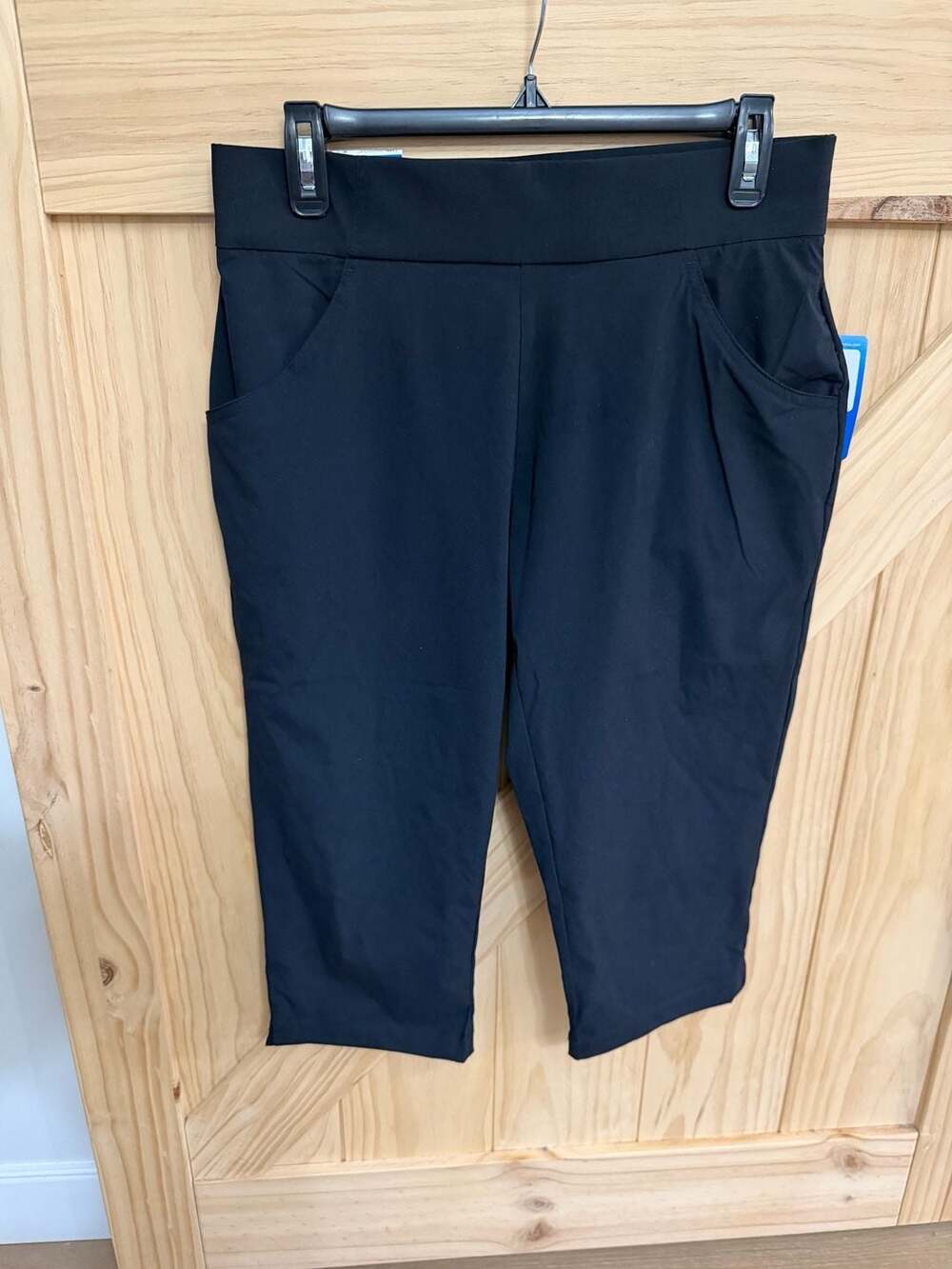 Columbia Women's Anytime Casual Pull-On Omni-Shield Capri Pants